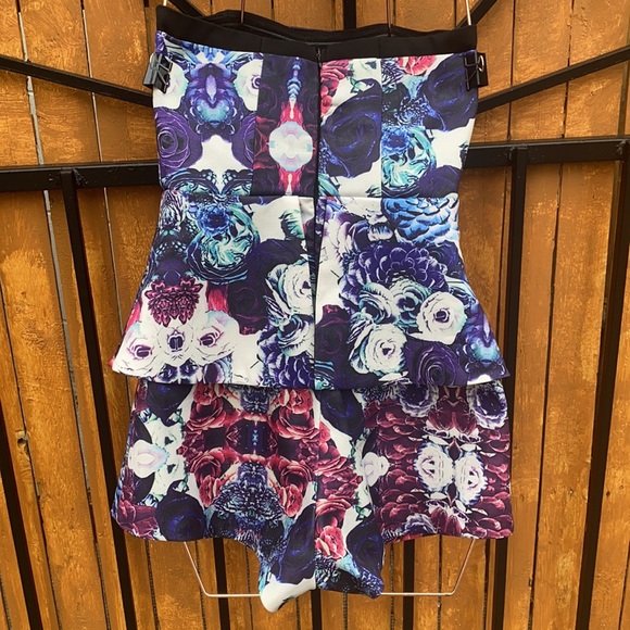 💜 Party romper with purple flowers 💜 - Picture 8 of 10